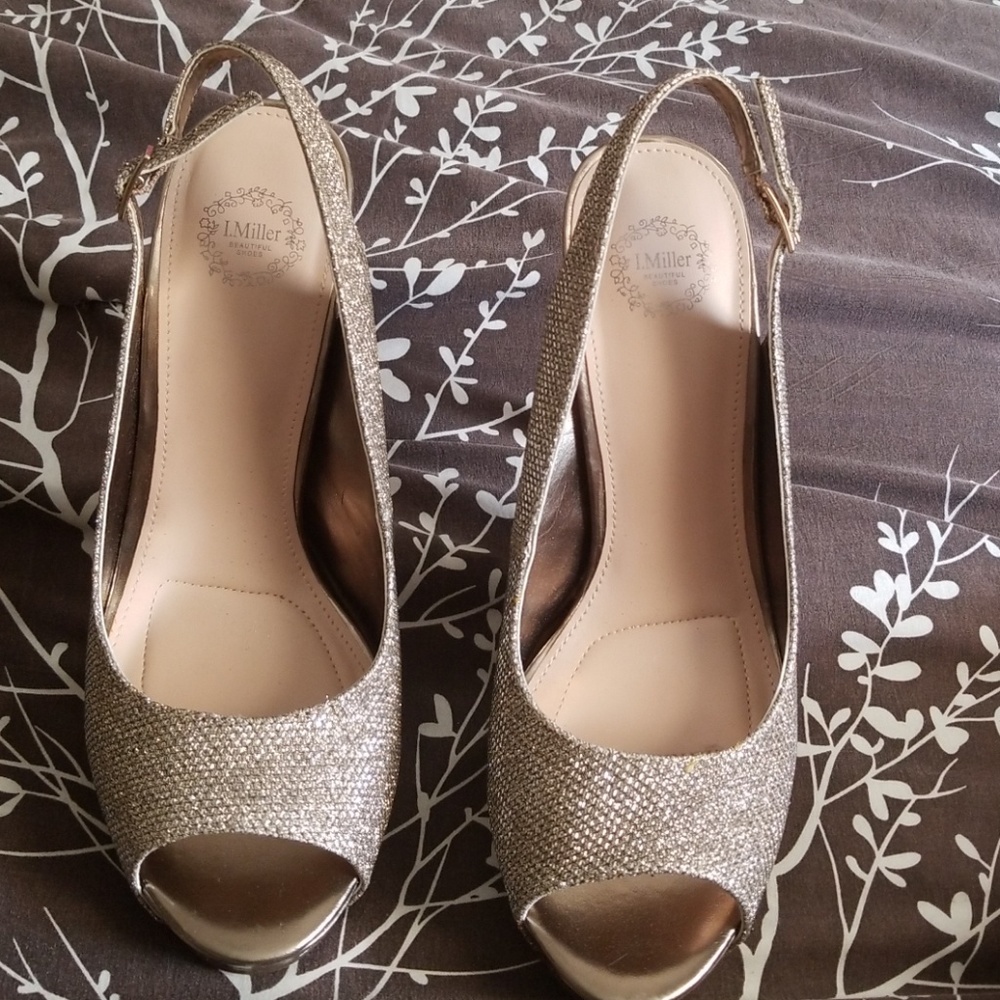 Elegant Gold heels